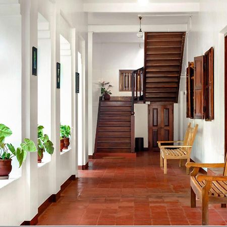 Dutch Square Hostel Alappuzha Exterior photo