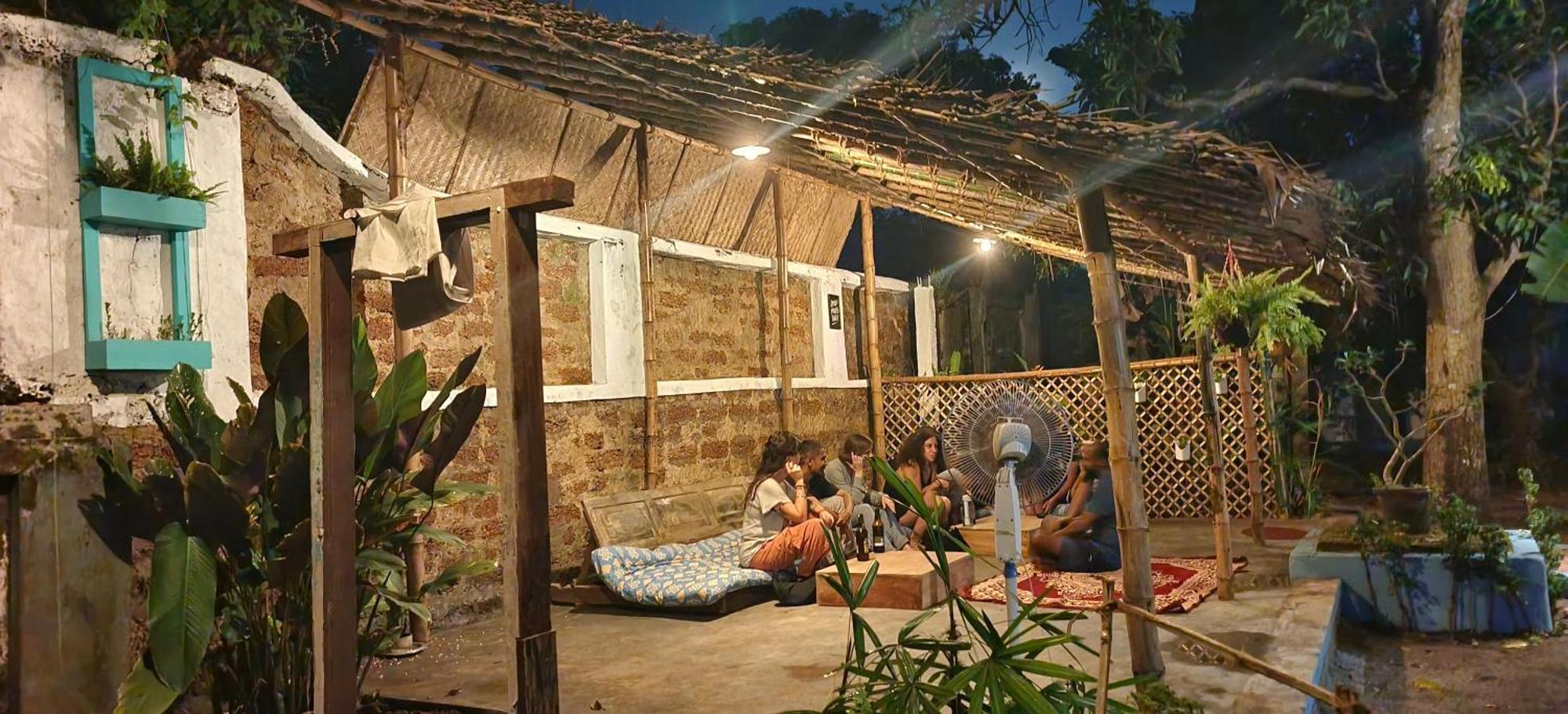 Dutch Square Hostel Alappuzha Exterior photo